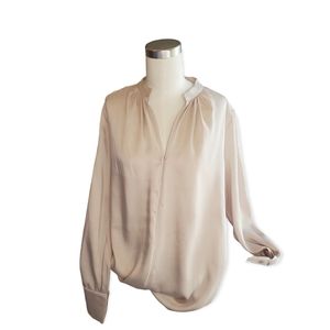 H&M satiny blouse ivory color